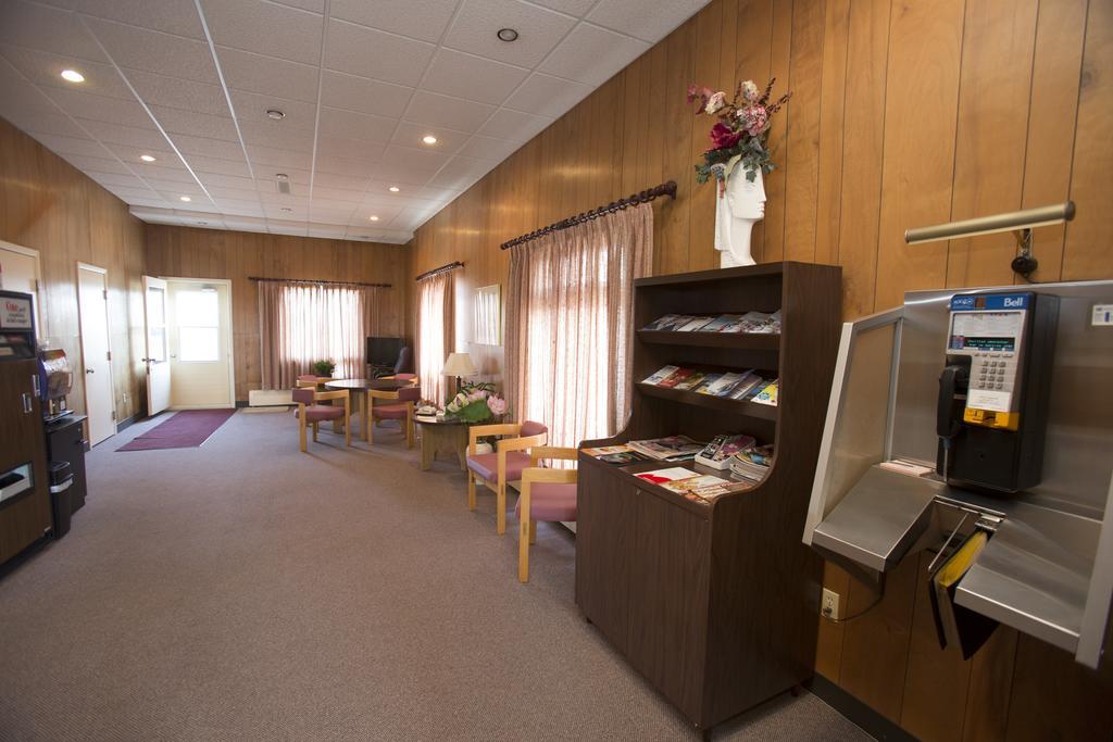 Motel Vaudreuil Екстер'єр фото